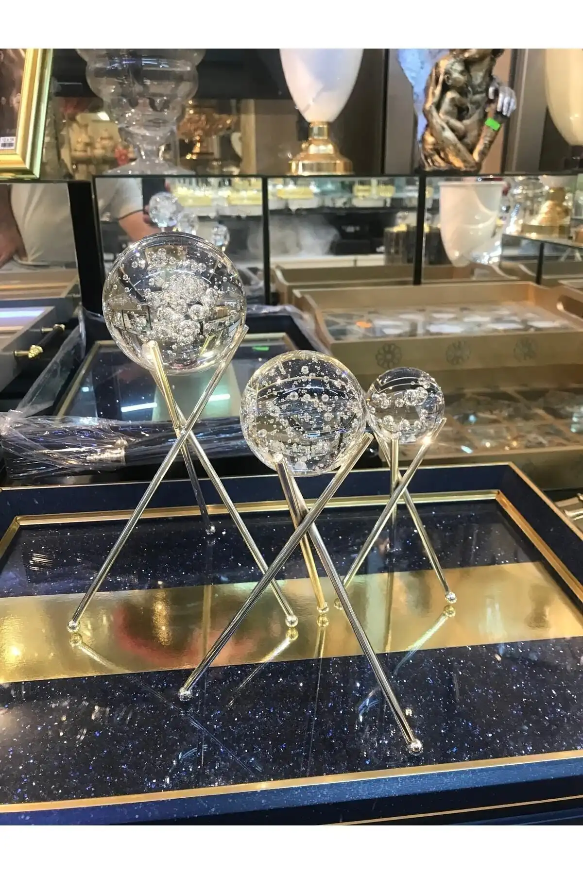 MerceeKristal 3 Lü Küre: Modern Tasarım ile Estetik ve Fonksiyonellik