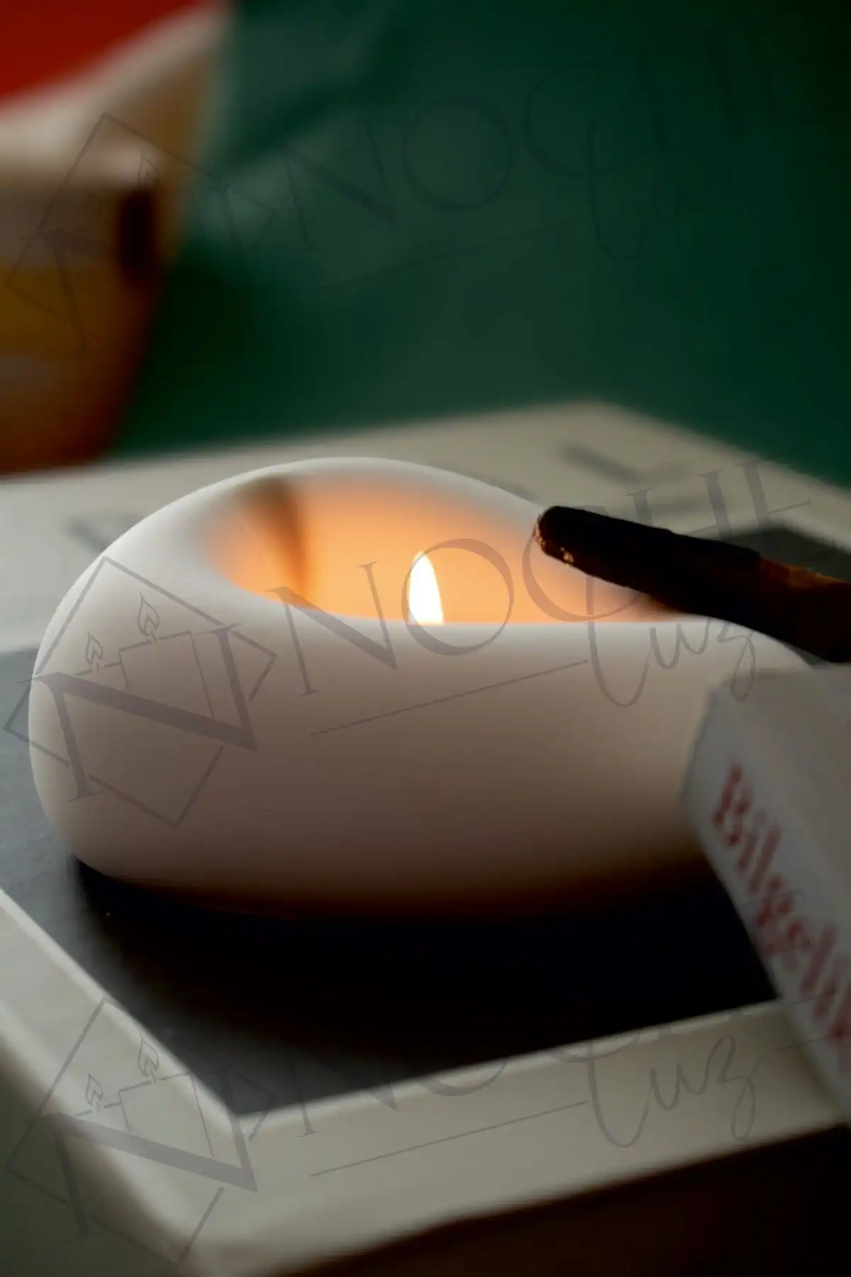 NocheLuz Taş Şeklinde Dekoratif Tealight: Estetik ve Fonksiyonel Bir Seçenek