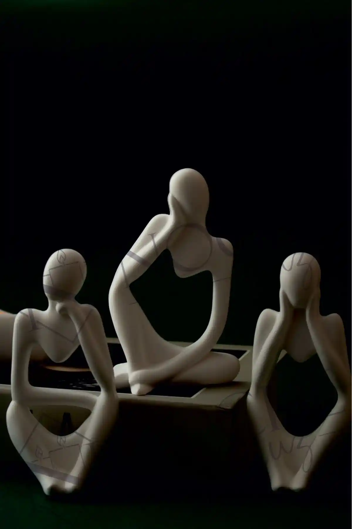 NocheLuzNordic Tarzı 3'lü Heykel Seti ile Evinizde Sanatı Yansıtın