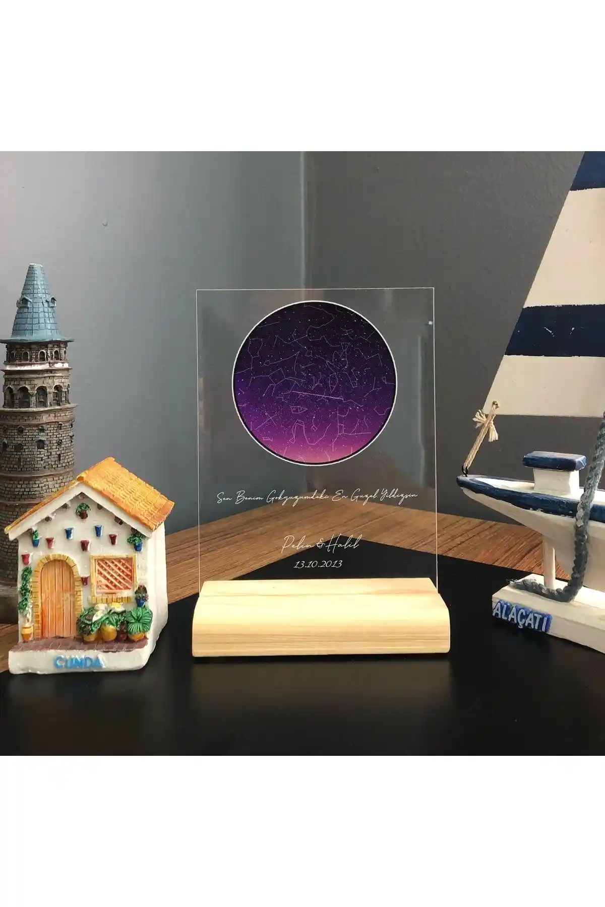 Tugicase Kişiye Özel Gökyüzü Yıldız Haritası ile Özel Anlara Anlam Katın